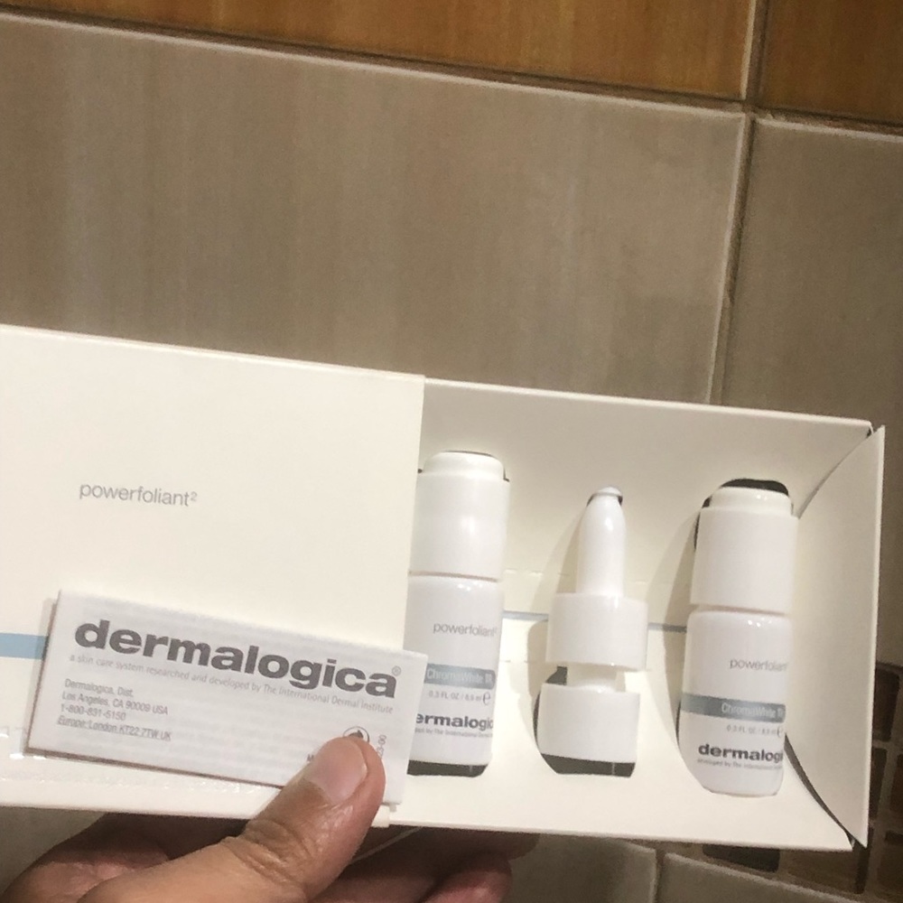 Dermalogica POWERFOLIANT CHROMAWHITE TRx (2 Vials at 8.9ml) - Picture 6 of 8